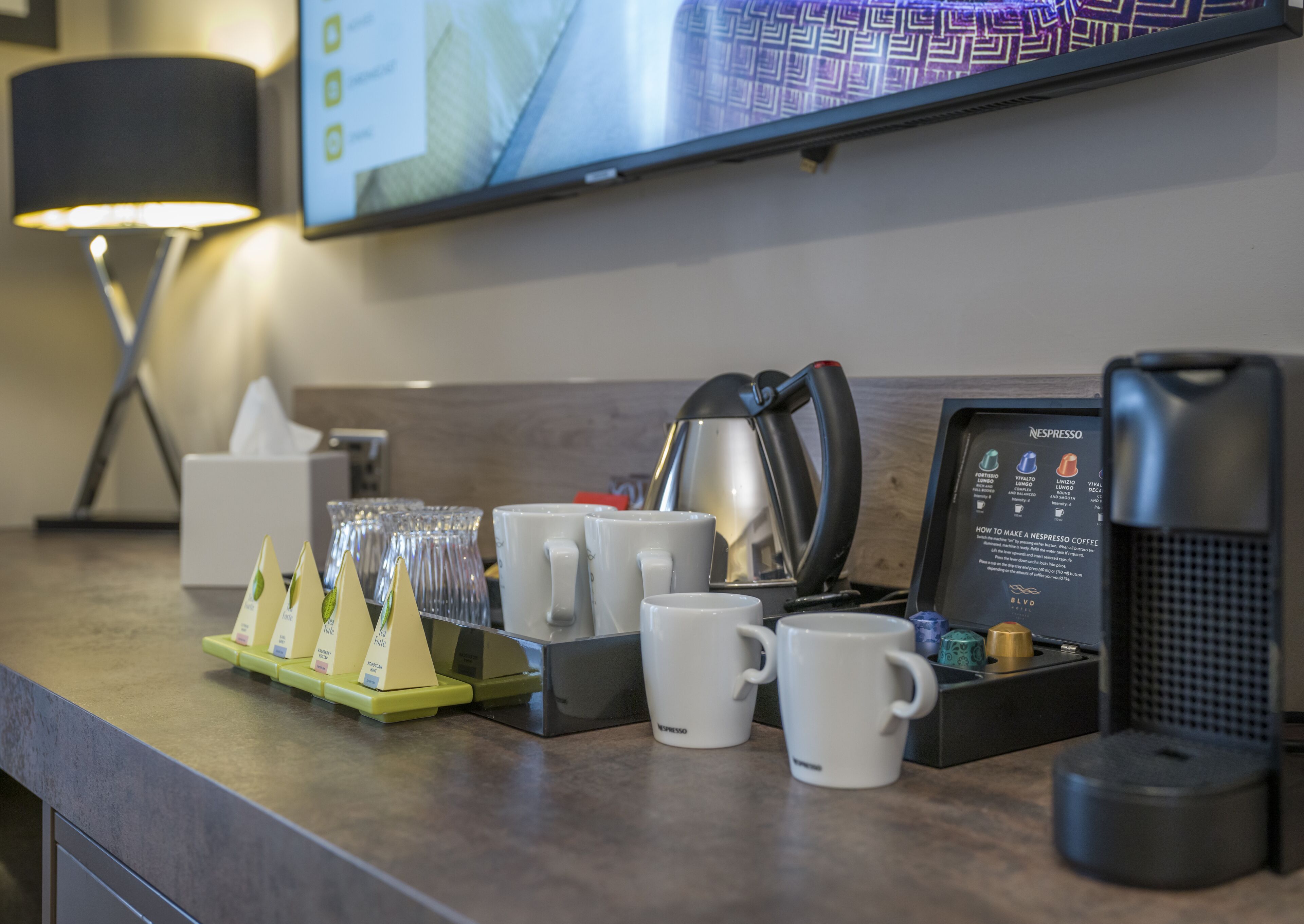 in-room safe, desk, laptop workspace, blackout curtains