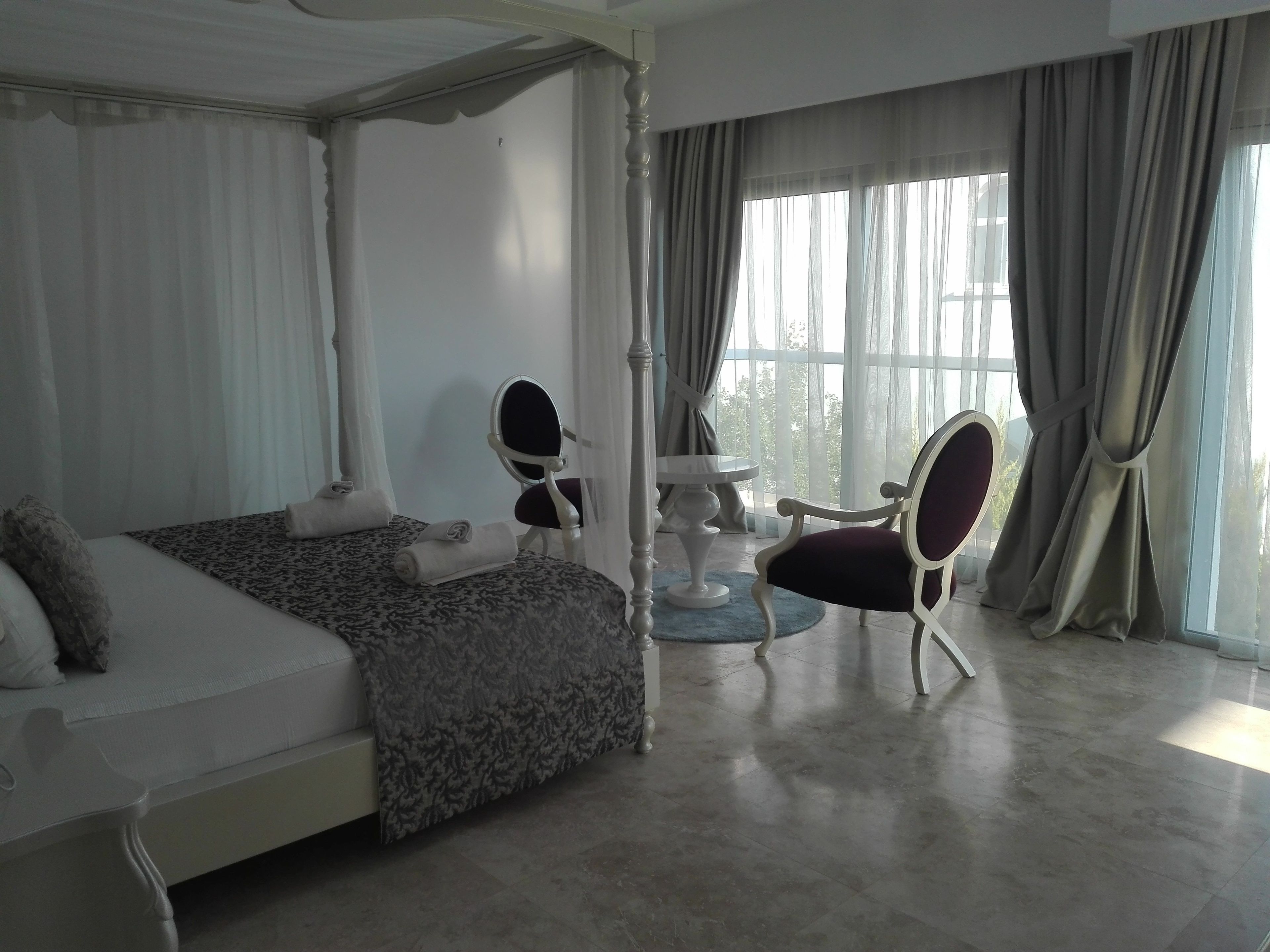 deluxe double room | premium bedding, in-room safe, individually decorated, blackout curtains