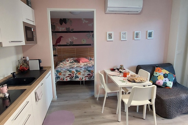 Appartamento Deluxe New Loft | Private kitchen | Full-size fridge, microwave, oven, stovetop