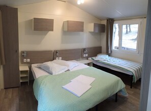 Tremannsrom | Blendingsgardiner, barnesenger og sengetøy