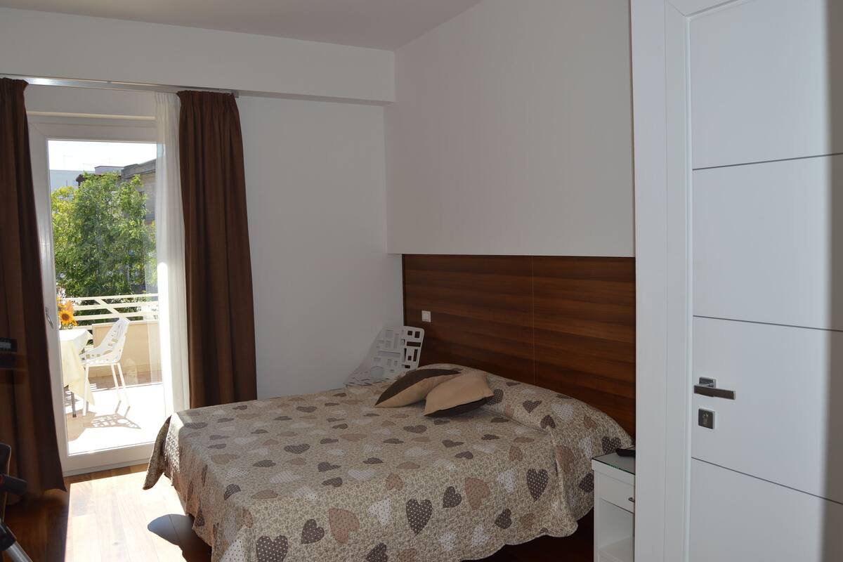Minibar, desk, blackout curtains, soundproofing