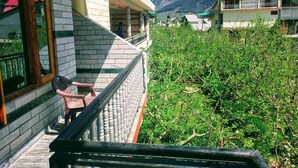Lobby - Dishant cottage (Manali)