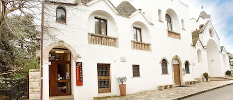 Façana frontal de l'allotjament