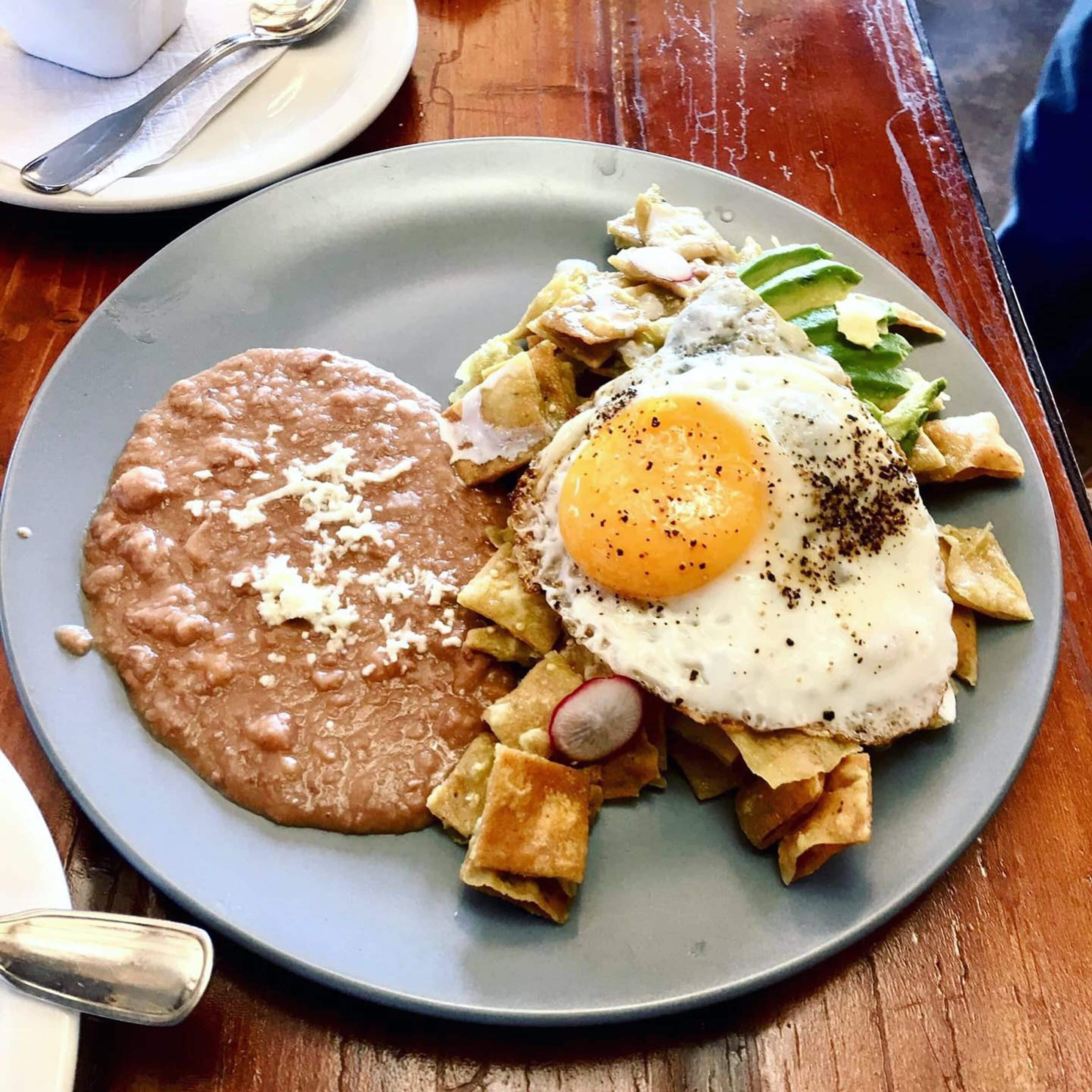 daily cooked-to-order breakfast for a fee