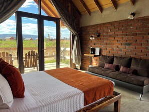 Hytte – classic, 1 queensize-seng, ikke-røyk | Blendingsgardiner, strykejern/-brett, wi-fi (inkludert) og sengetøy