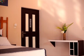 Sábanas italianas Frette, muebles diferentes y wifi gratis