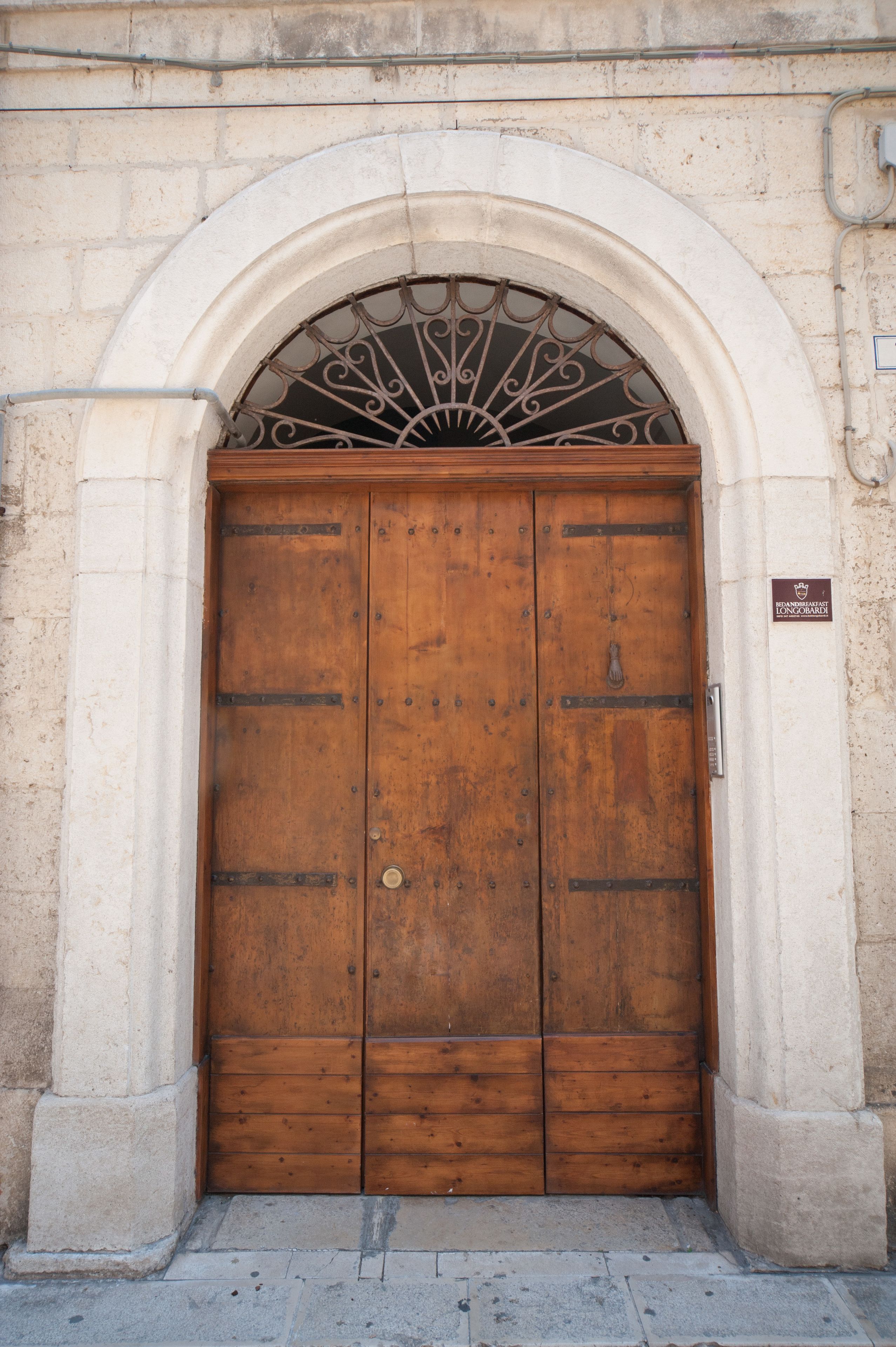 Entrada al alojamiento