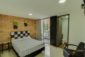 Departamento | 1 habitación, tabla de planchar con plancha, wifi gratis y ropa de cama 