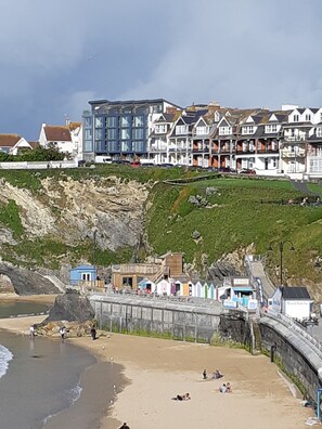 Front of property - Tregella Guest House (Newquay)