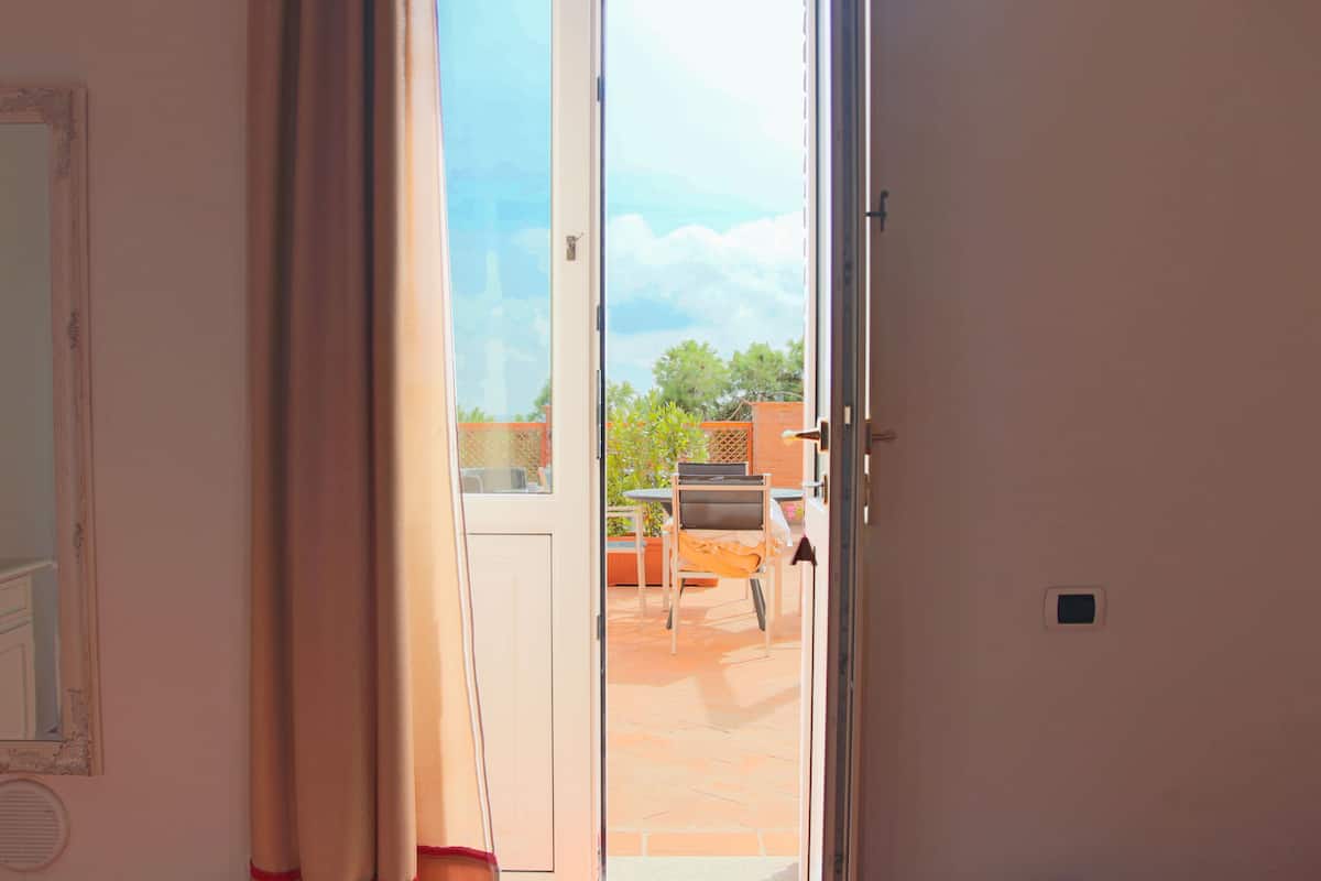 Superior apartman | 1 hálószoba, hangszigetelés, ingyenes wifi és ágynemű