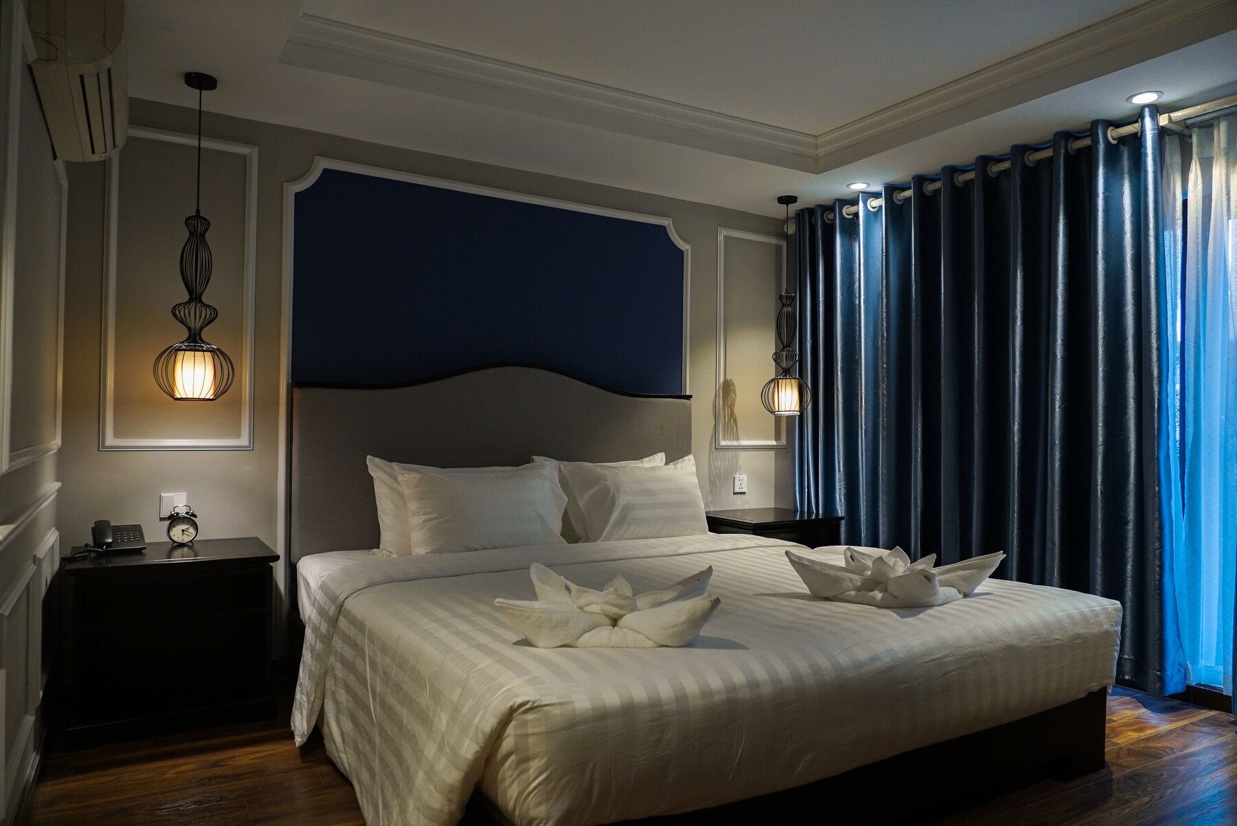 Minibar, in-room safe, desk, blackout curtains