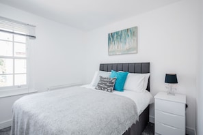 Classic Apartment, 2 Bedrooms | 2 bedrooms, laptop workspace, blackout drapes, iron/ironing board - Elthorne Luxury Apartments (Uxbridge)