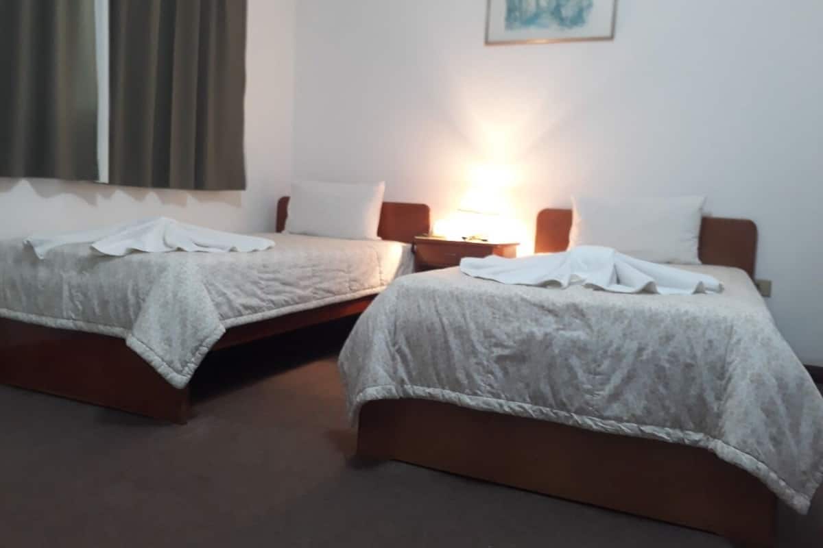 Wifi gratis y ropa de cama
