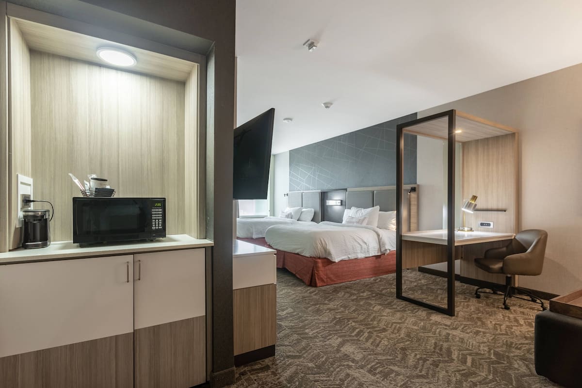 In-room safe, desk, soundproofing, iron/ironing board