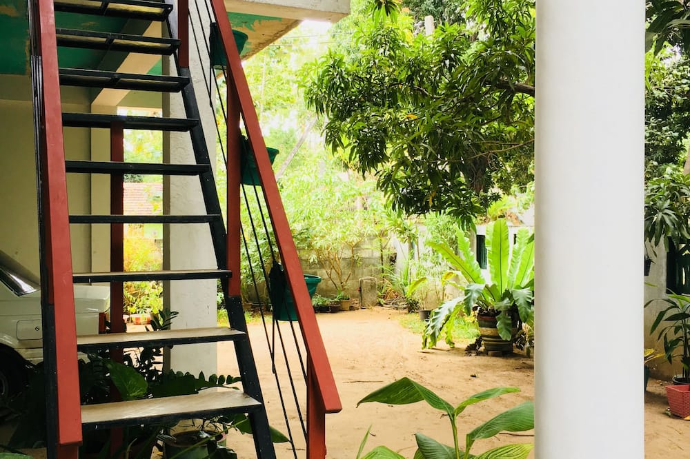 Sudu Neluma Home Stay