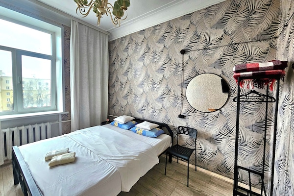 Deluxe Double Room, 1 King Bed, Non Smoking | Iron/ironing board, free WiFi, bed sheets