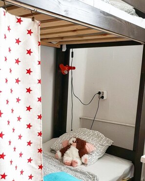 Iron/ironing board, free WiFi, bed sheets - Loft Hostel Minsk (Minsk)