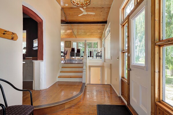 Cottage, Multiple Bedrooms, Kitchen | Living area