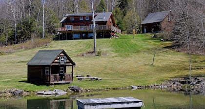 A Great 4 Season Home ; Relaxing, Rustic, Scenic - This Home Has It All