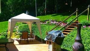 Småhus, 2 soverom, kjøkken | Terrasse/patio