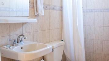 Family Condo, 2 Bedrooms | Bathroom | Shower, towels