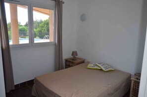 5 bedrooms, iron/ironing board, travel crib, free WiFi