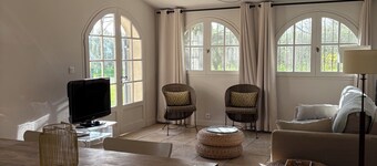 Cottage Castle Panisse