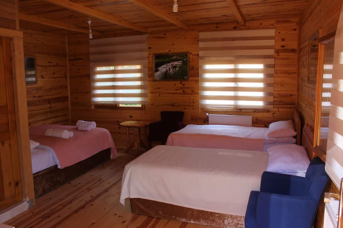 traditional bungalow | in-room safe, free wifi