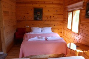 Tavanomainen bungalow | 1 makuuhuone, tallelokero huoneessa, ilmainen Wi-Fi