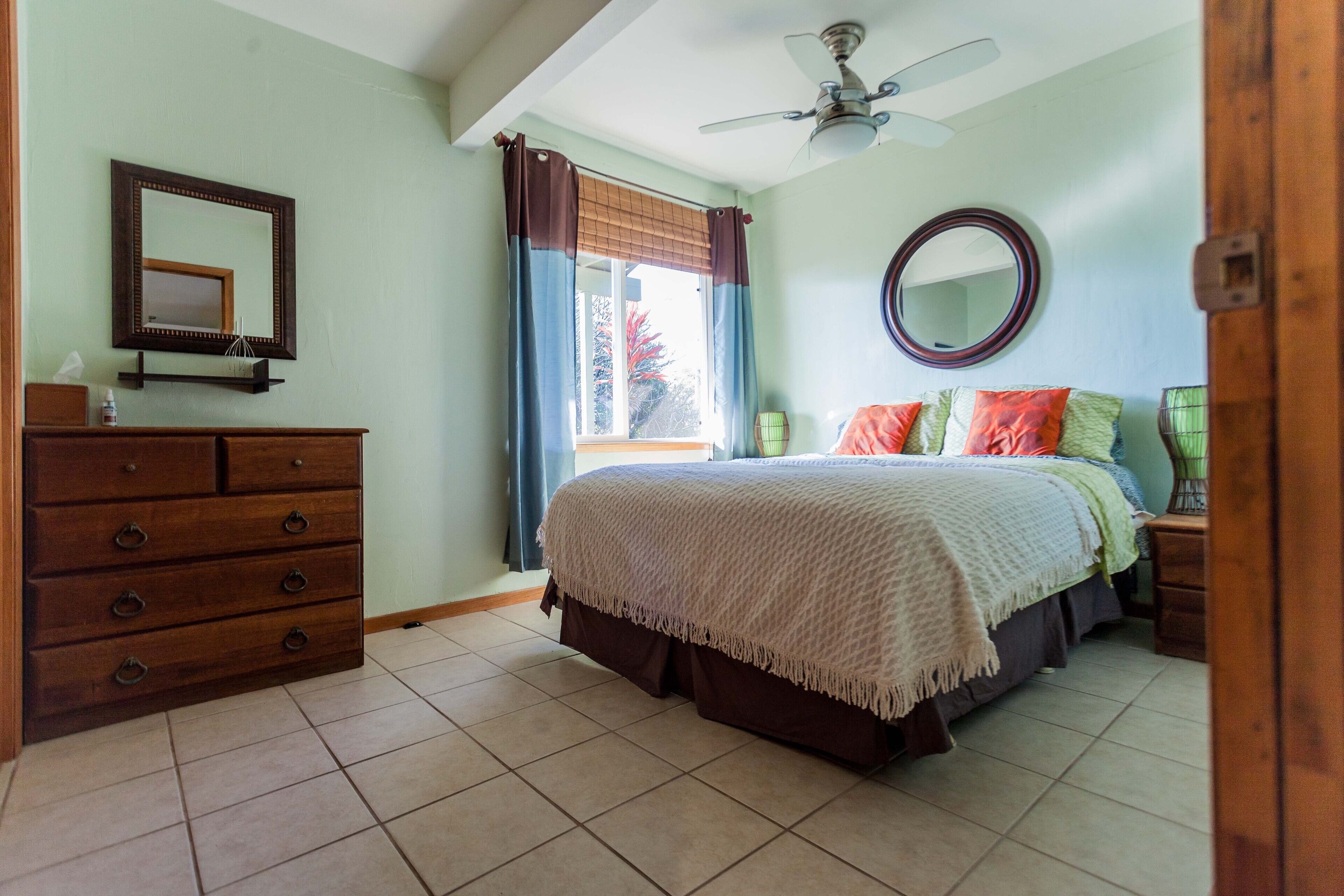 Kona Coast View Guest Apartment -long term renters welcome! - Photo 2