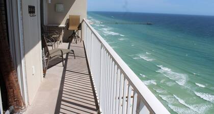 Oceanfront Master Bedroom with Amazing View!!!