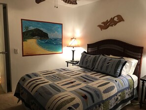 1 slaapkamer, een kluis op de kamer, een strijkplank/strijkijzer