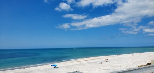 House, 2 Bedrooms | Beach | On the beach - Sea Oats 316 2 Bedroom Condo by RedAwning (Boca Grande)