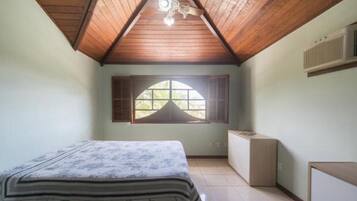 Deluxe-Haus, Nichtraucher, Bergblick | 4 Schlafzimmer, hochwertige Bettwaren, Schreibtisch, kostenloses WLAN