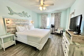 Condo, 3 Bedrooms