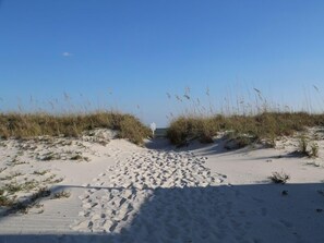 Condo, 2 Bedrooms | Snow and ski sports