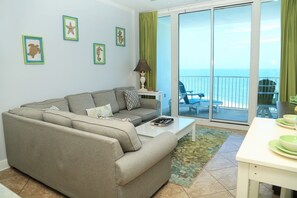 公寓客房, 1 間臥室 | 起居區 | 電視