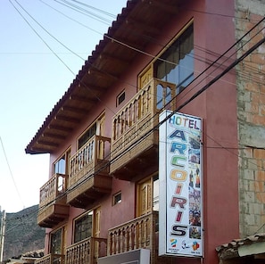 Fachada da propriedade