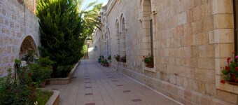 St. Vincent Guest House - Bethlehem