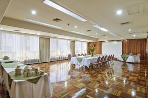 Meeting facility - Balmoral Suites (San José)