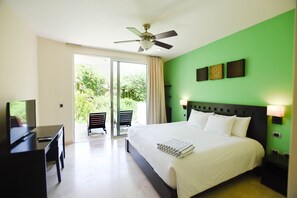 Familienapartment, Mehrere Betten, Nichtraucher | 2 Schlafzimmer, Zimmersafe, individuell dekoriert
