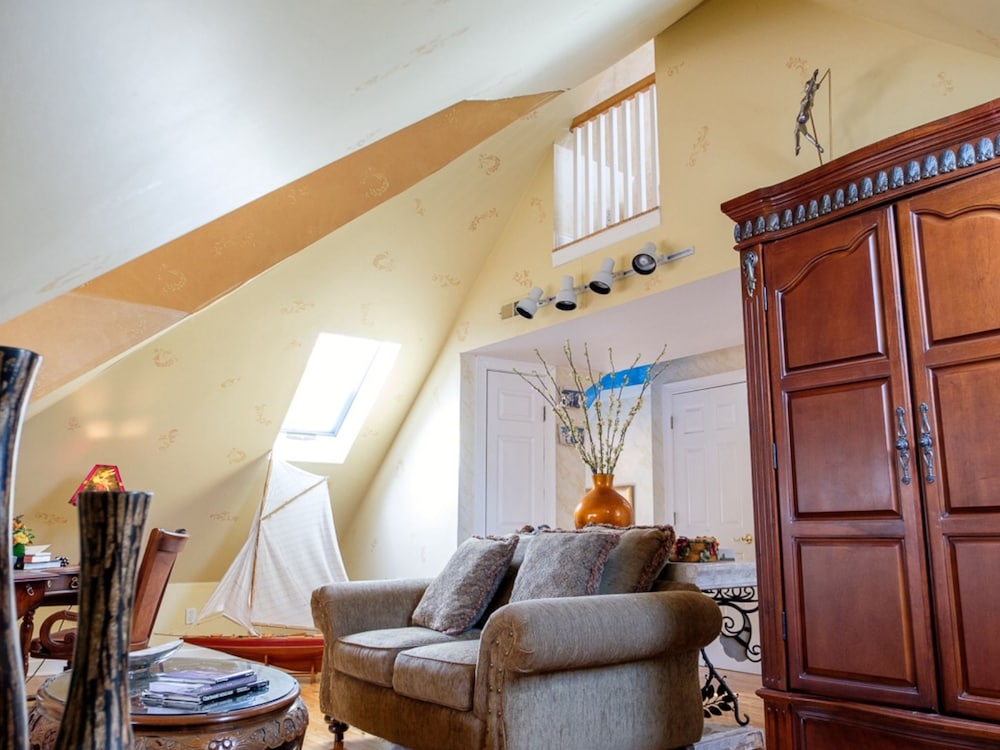 Gaslight Bed & Breakfast photo 3