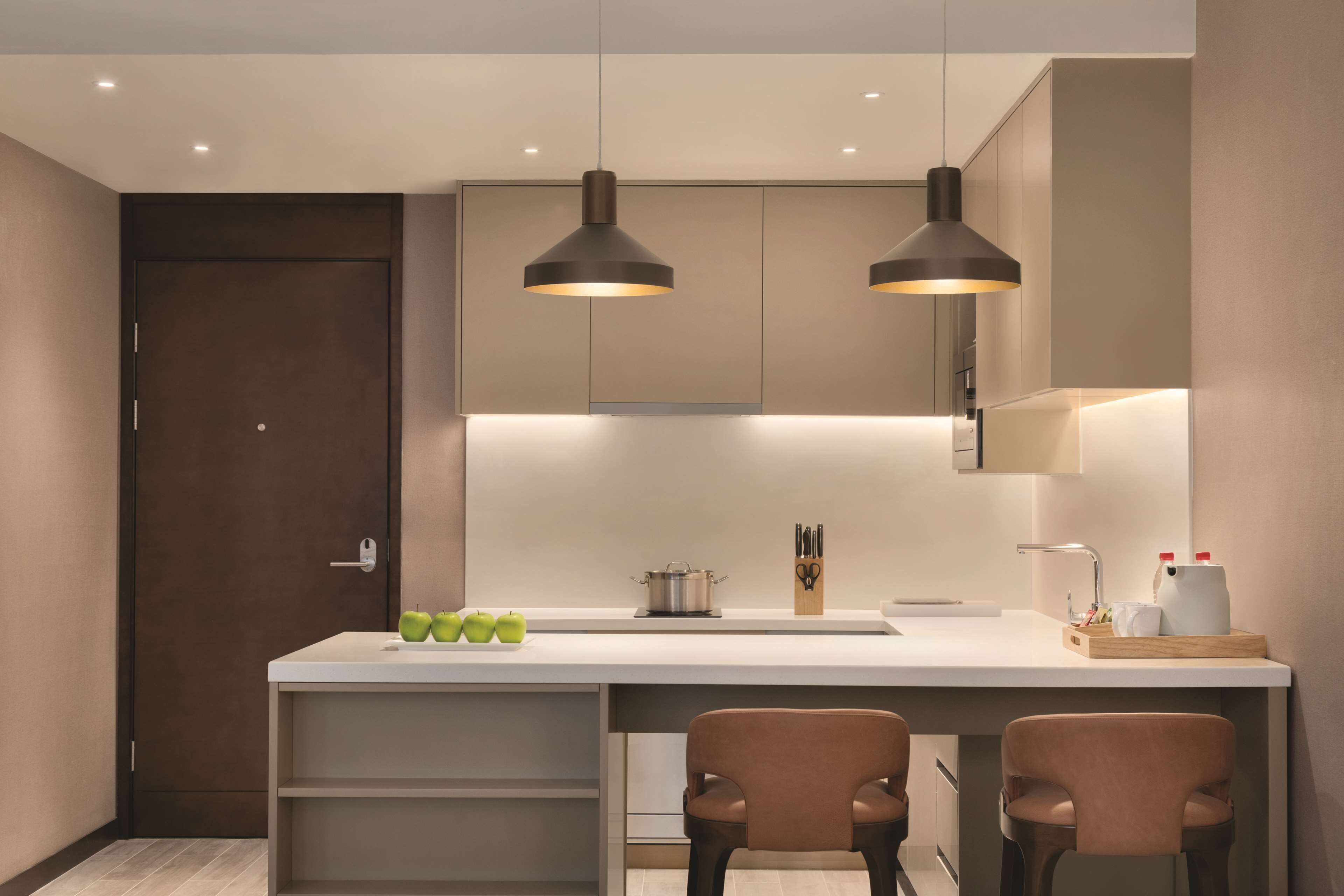 1 bedroom, premium bedding, down duvets, minibar