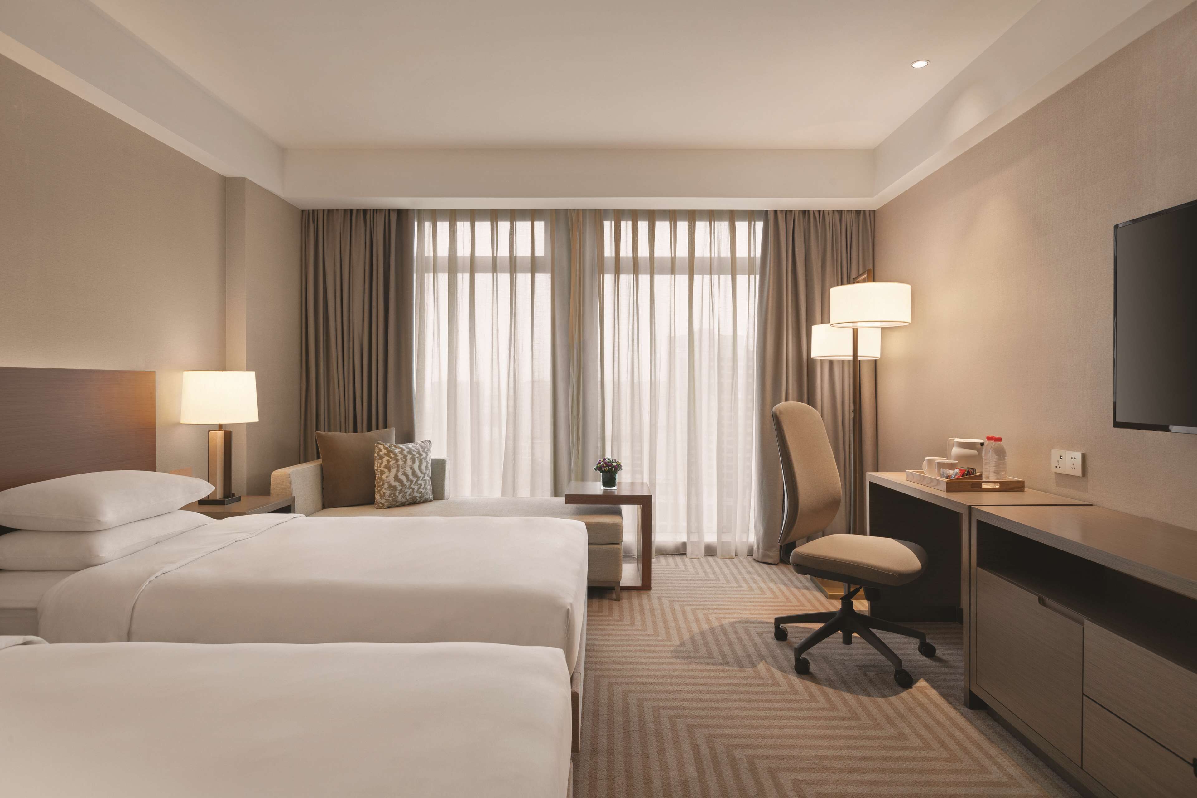 room, 2 single beds (den, no sofa bed) | 1 bedroom, premium bedding, down duvets, minibar