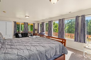 7 bedrooms, iron/ironing board, travel crib, free WiFi