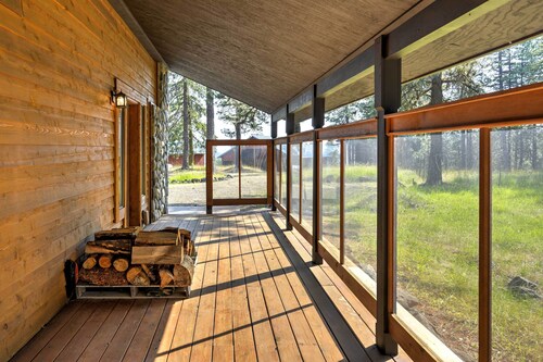 Ashland Cabin on 170 Acres w/ Mtn Views & Sauna!