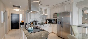 Penthouse único, abierto y espacioso Paradise Away from Home