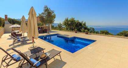 Hedera Estate, Villa Hedera VII