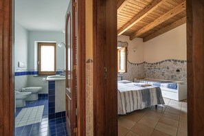 3 bedrooms, in-room safe, iron/ironing board, free WiFi