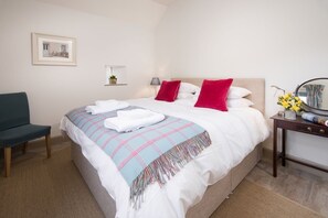 1 bedroom, iron/ironing board, travel cot, WiFi